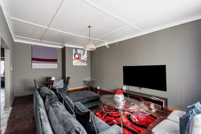 Photo of Roger's room