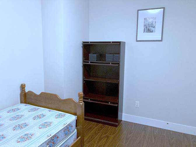 Safe Stay Vancouver's room