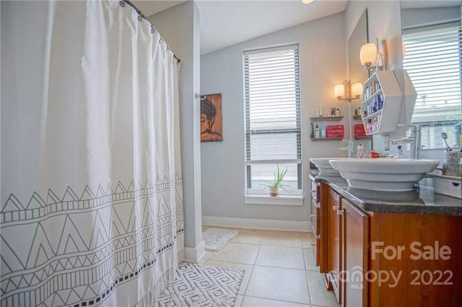 Photo of Alcove Rooms's room