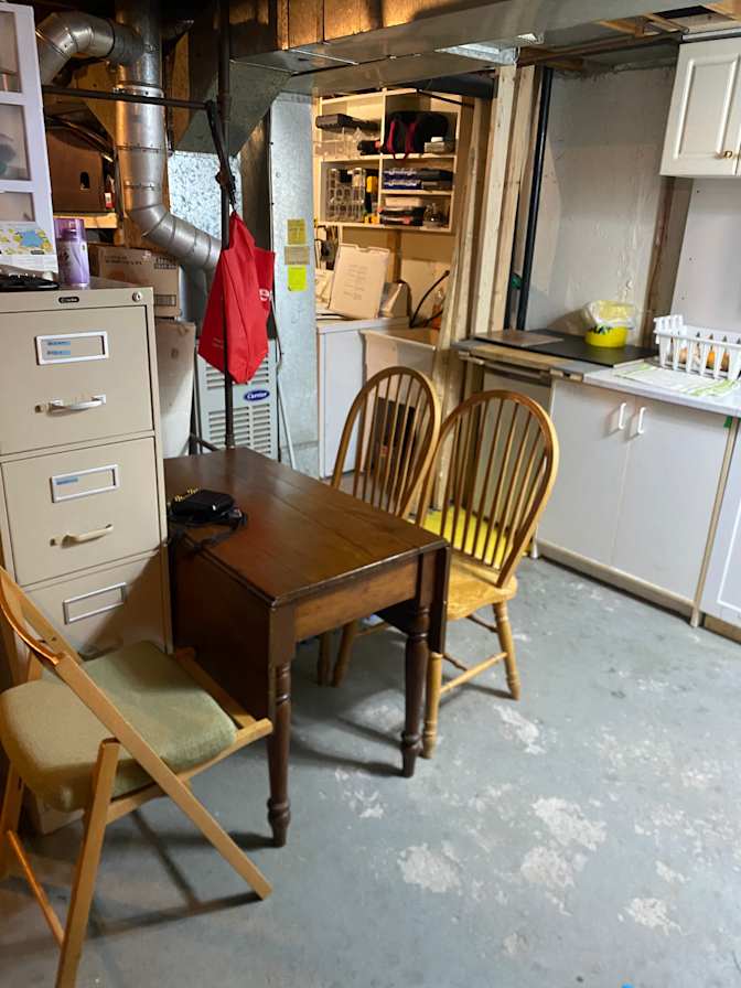 Marco Melendez.'s room