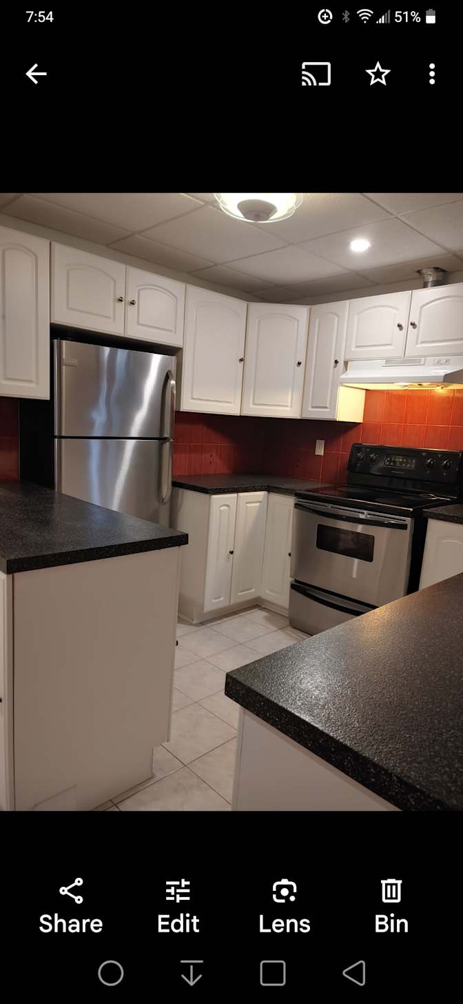 Noelle ALEXANDER's room