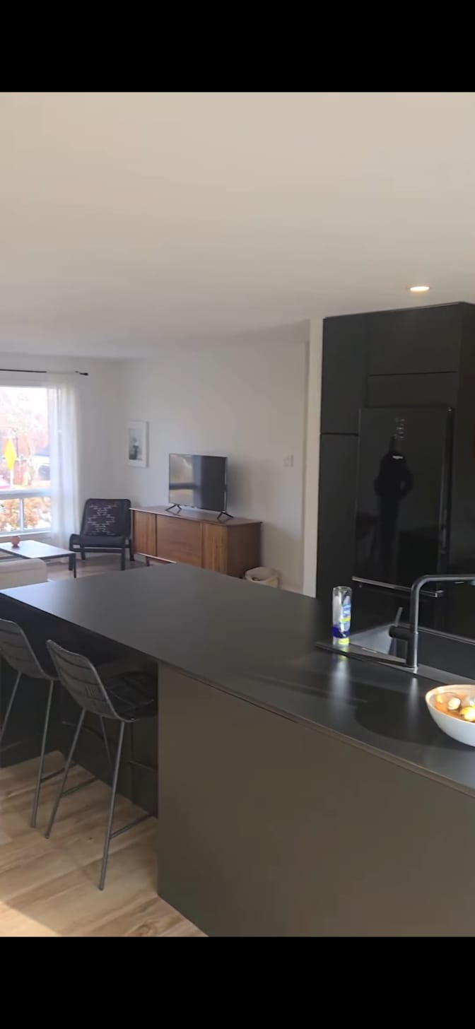 Costel Bedetse's room