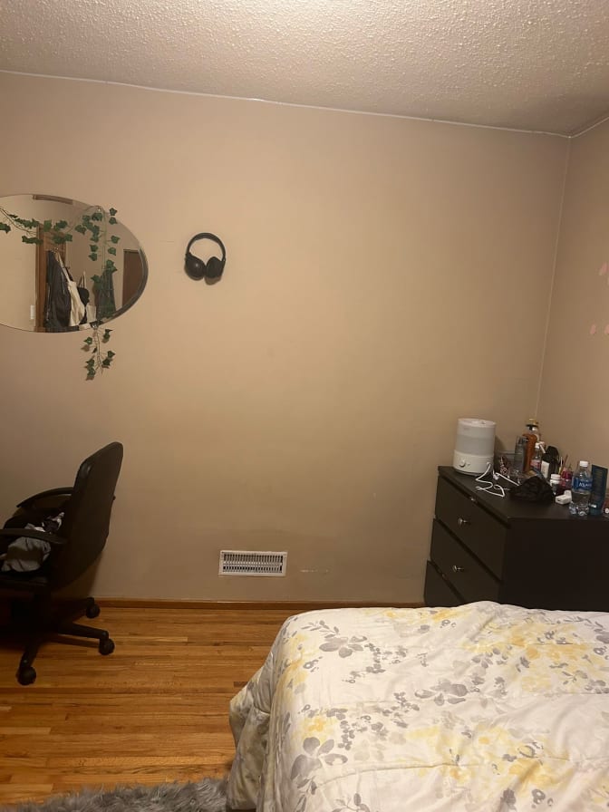Photo of Amy & Lorraine's room