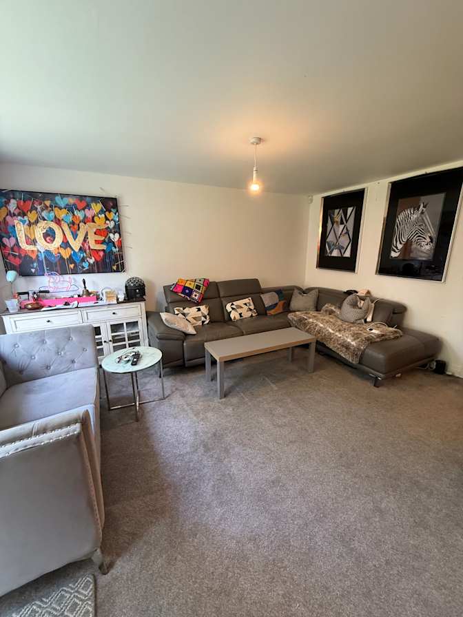 Photo of James's room