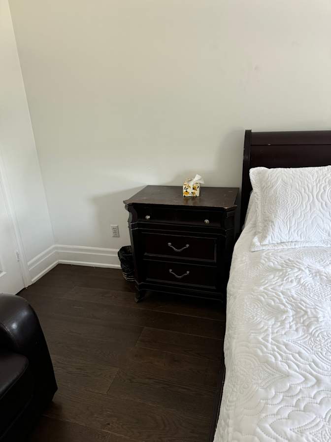 Kamalini Varatharajan's room