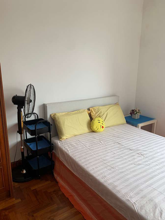 Photo of Heller's room