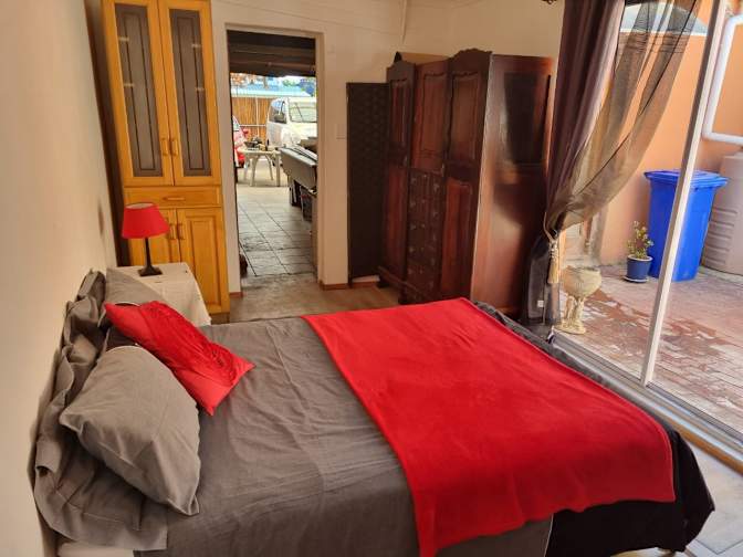 Photo of Jos Milne's room