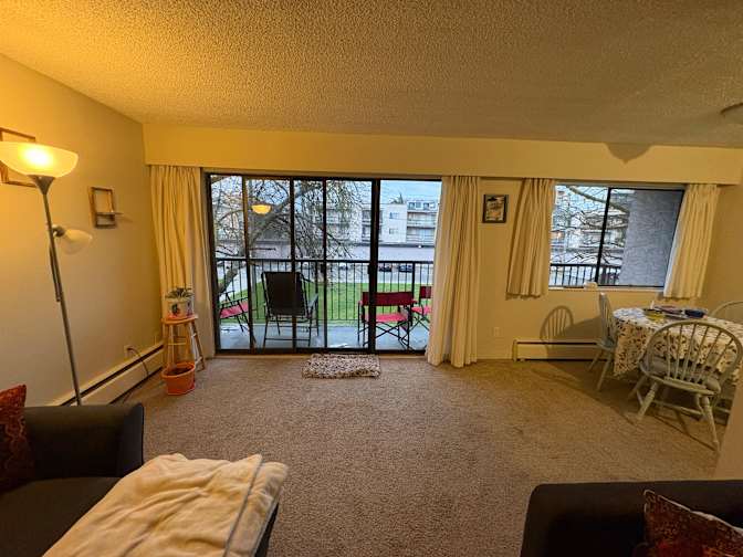 Mobina Ghanbarian's room