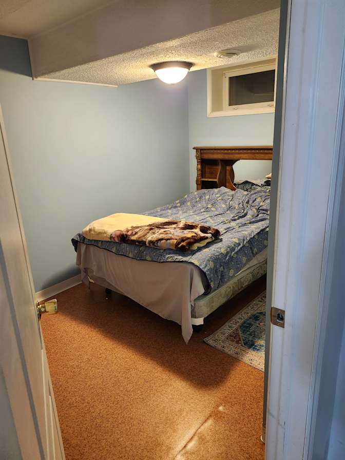 Faye Demorest's room