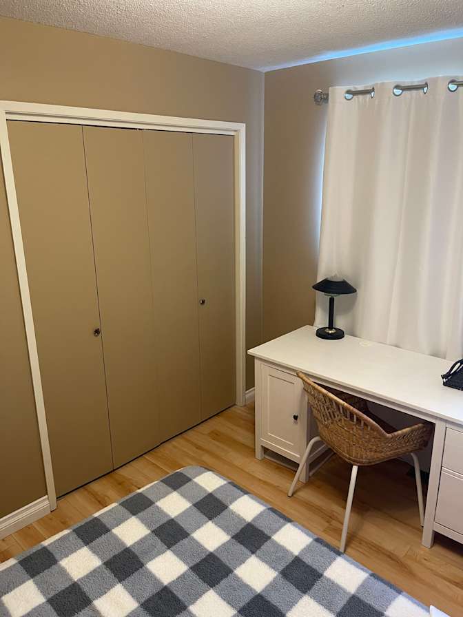 Lynne Davidson's room