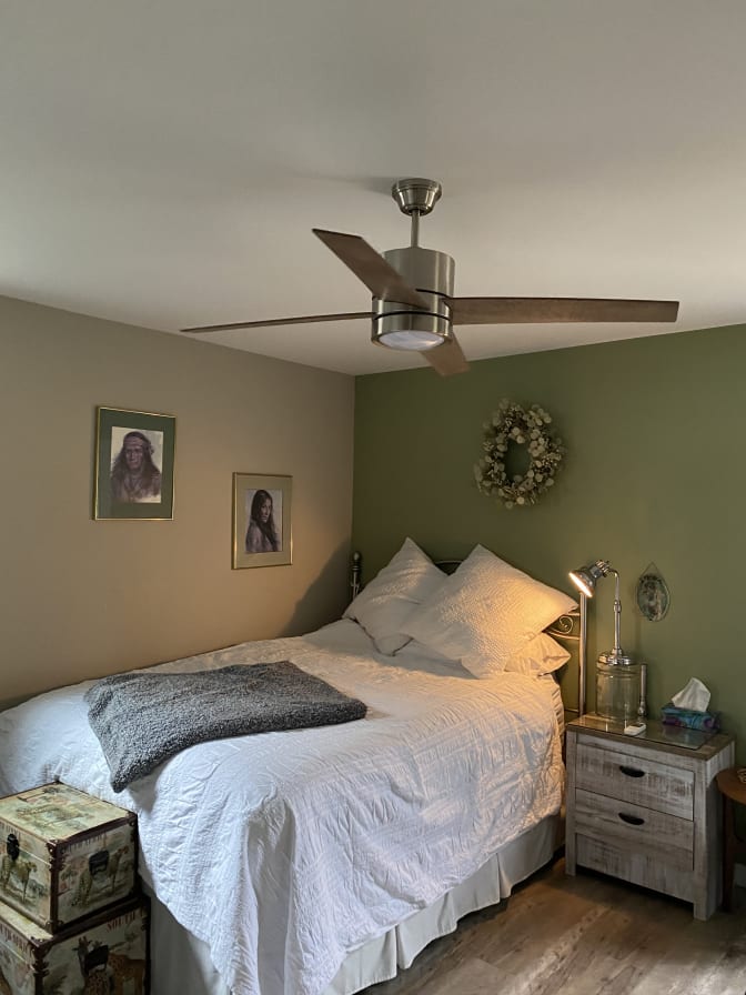 Photo of Gloria Martens's room
