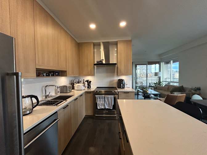 Moises J Lucero's room