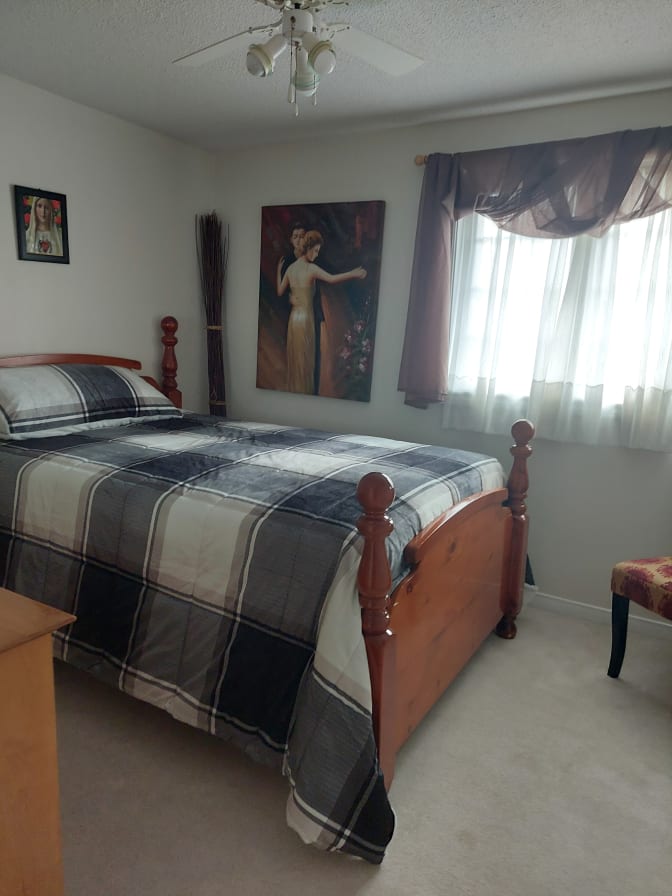 Anna Divittorio's room