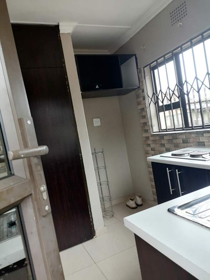 Photo of Goitsemang's room