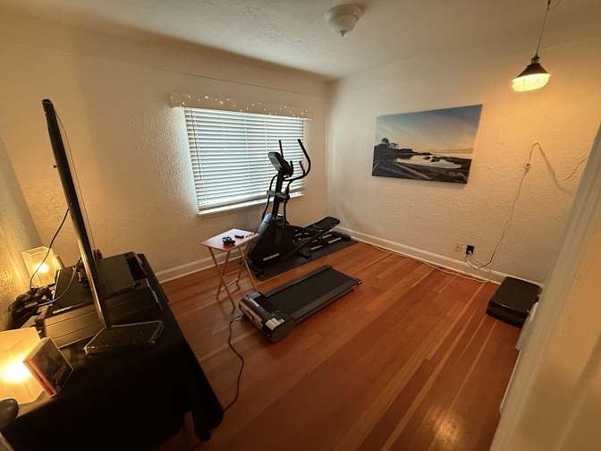 Photo of Taylor's room