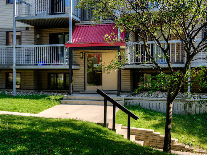 Christine Issa's room