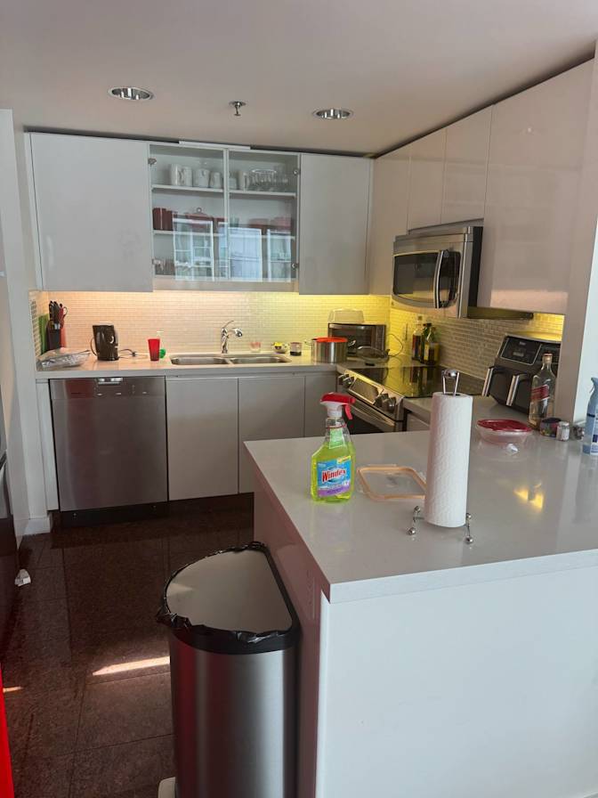 Justin Zacharius's room