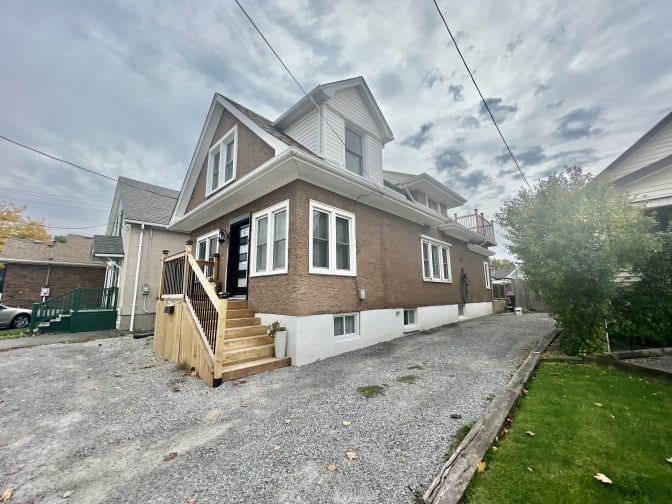 Photo of Lena's room