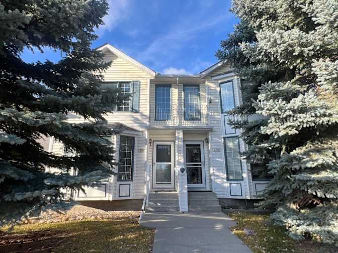 Photo of Sam Mejri's room