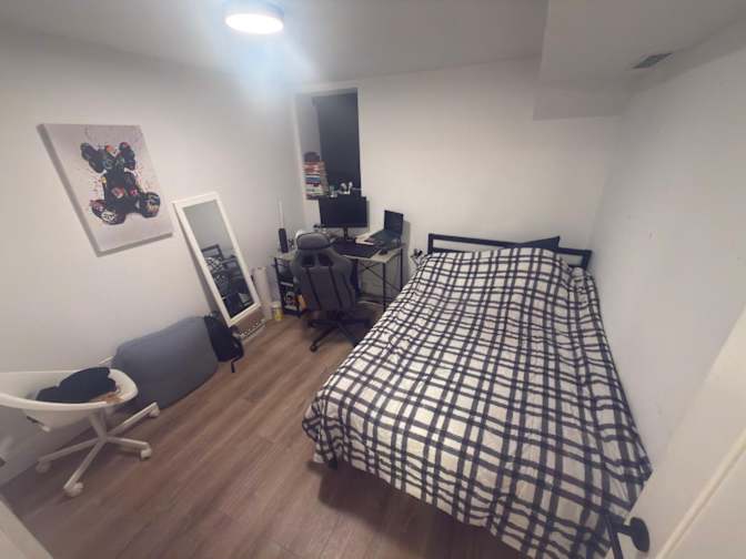 Avery MacDonald's room