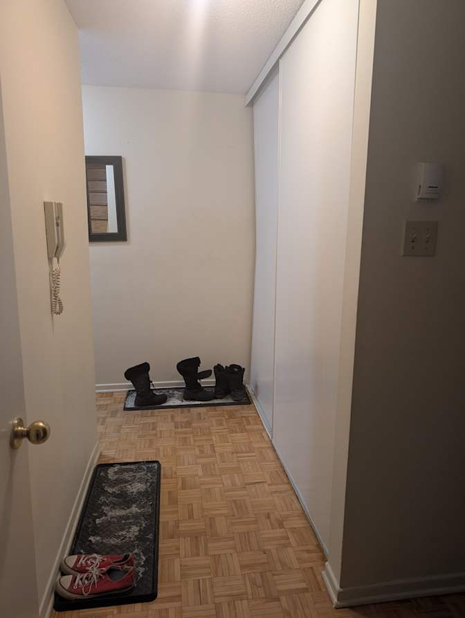 Cookie Dietrichson's room