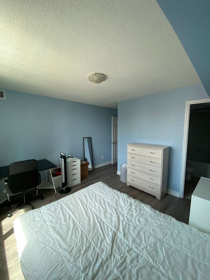 Elliot Cornet-Moreau's room