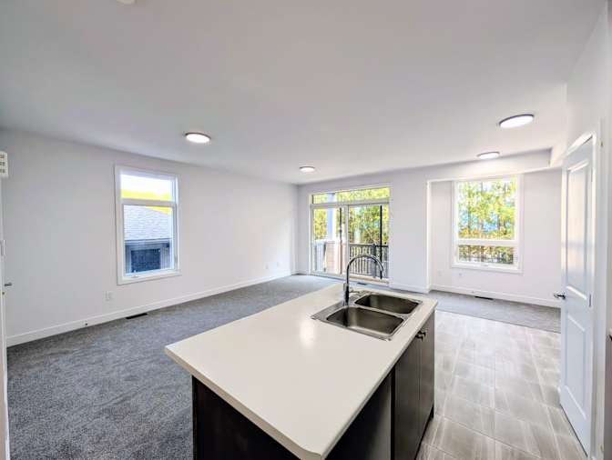 Beautiful, Clean & Bright!'s room