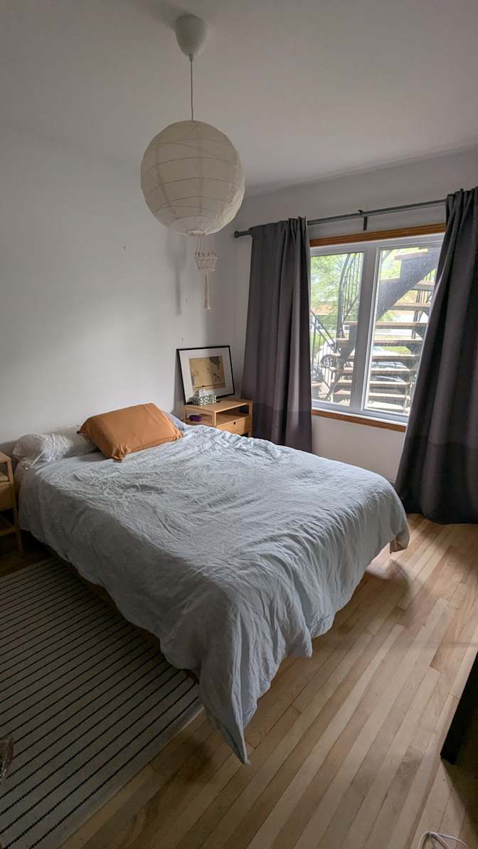 Vincent Nadon's room