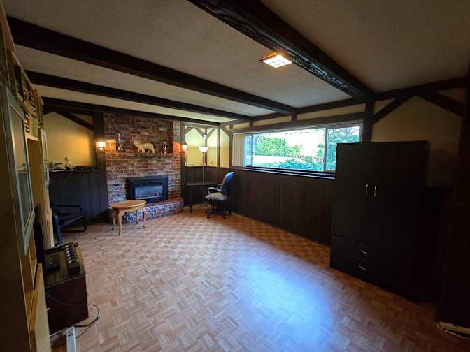 Photo of Roland's room