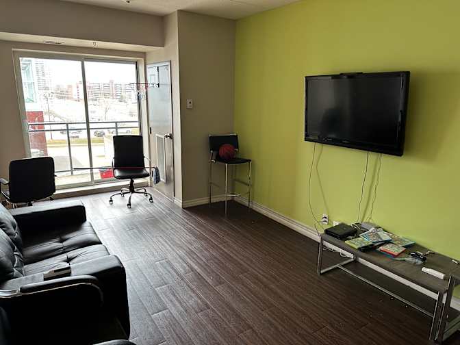 Photo of Aroosan's room