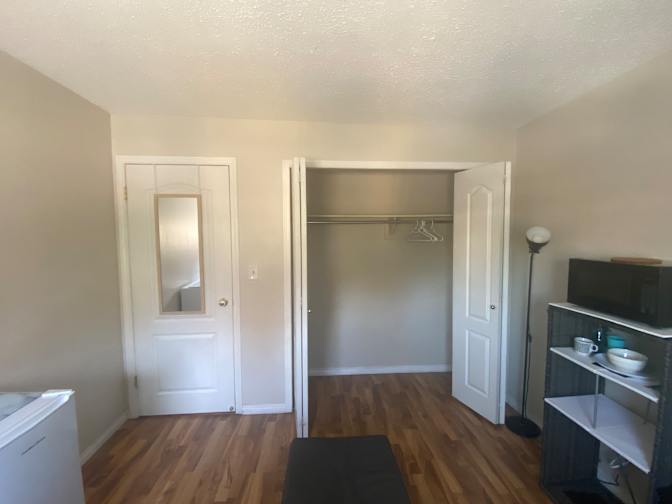 Photo of Wendell or Annallee's room