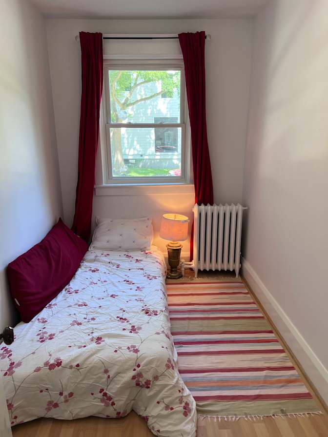 Hannah Burkhardt's room