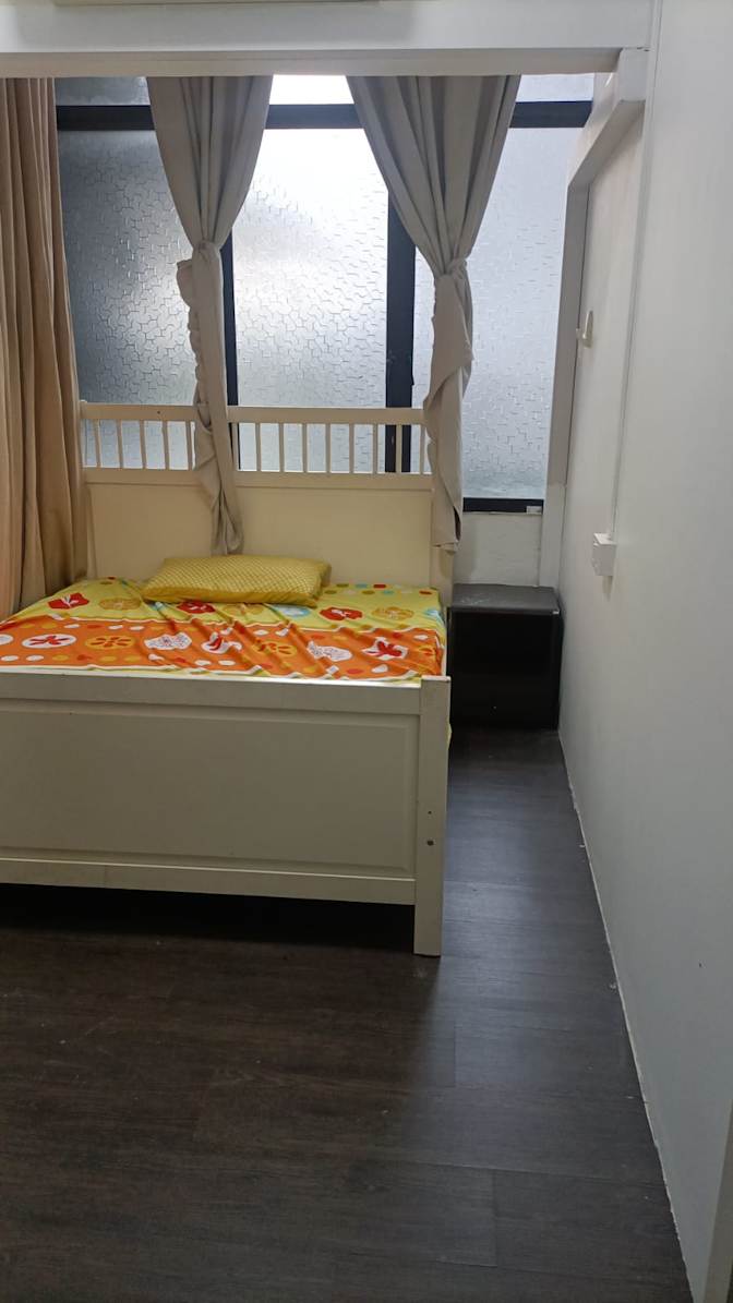 Photo of Customer Enquiry's room