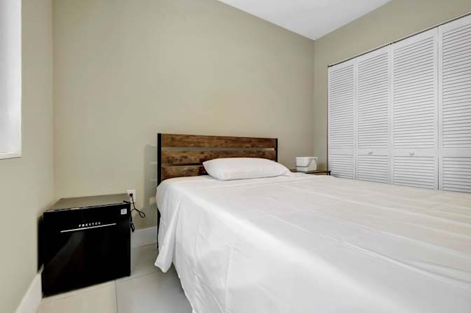 Photo of PadSplit's room