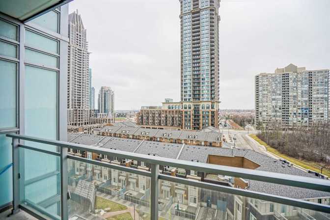 Raji Reguraman's room