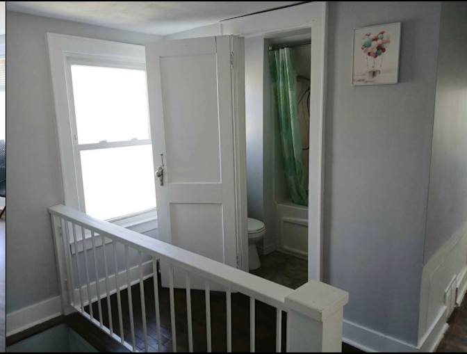 Photo of Jules's room