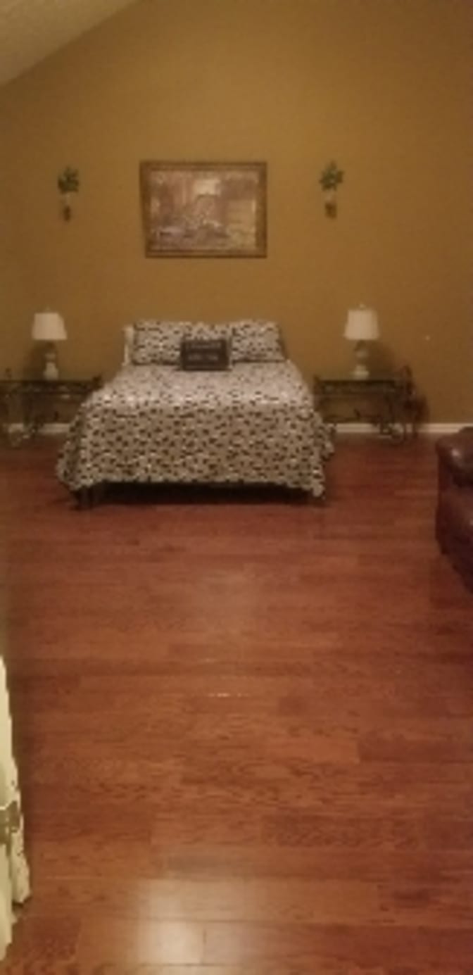 Photo of Yalenda 's room