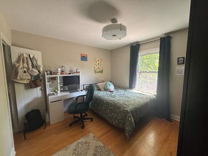 Photo of Julia Newcombe's room