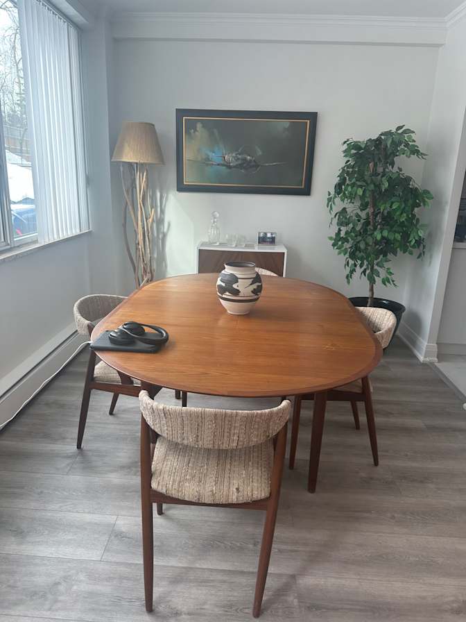 Evan Barootes's room