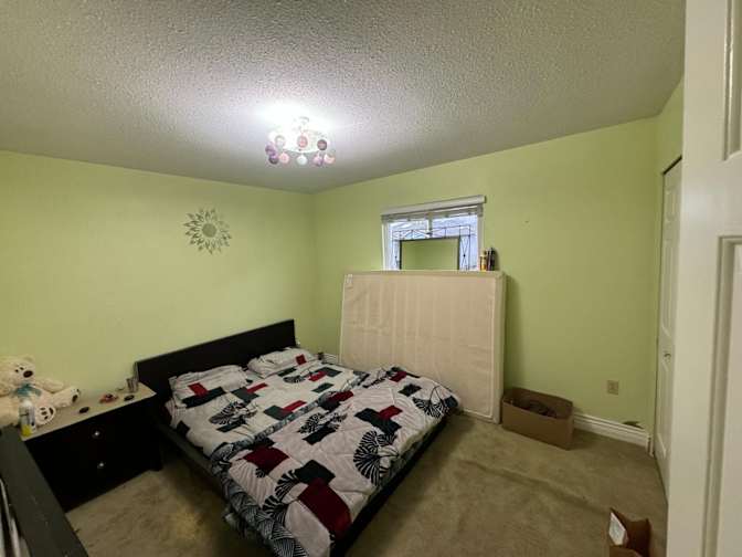 Amritpal (Ammy) Singh's room