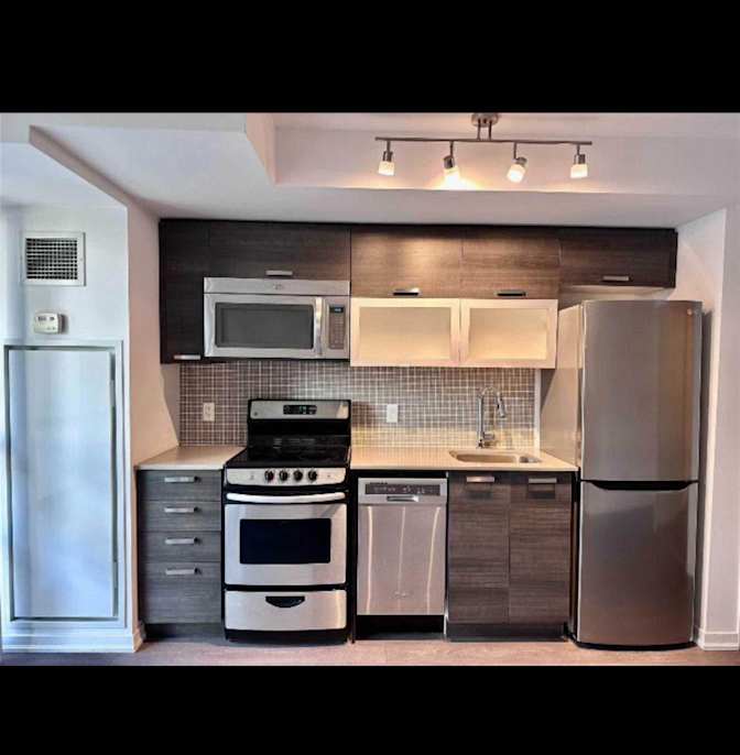 Josue Hidalgo González's room