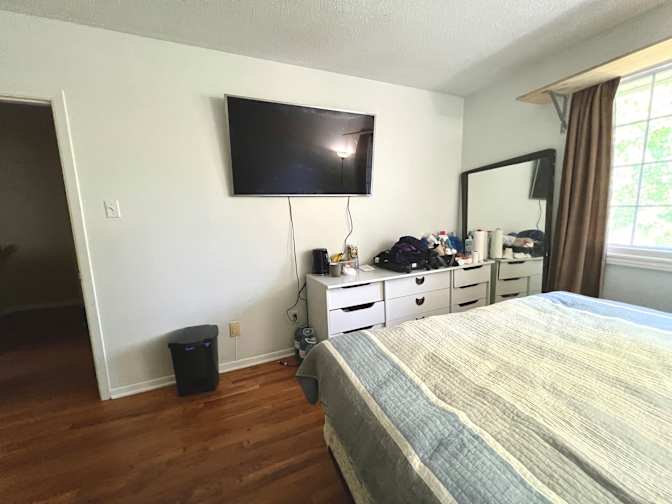 Photo of Conan's room