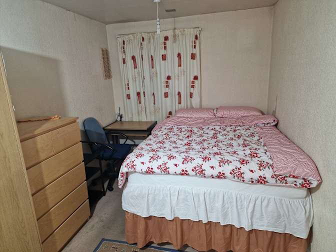 Photo of Vee's room