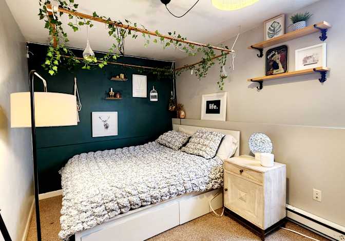 Prince Albert Street's room