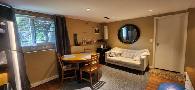 Photo of Brooks's room