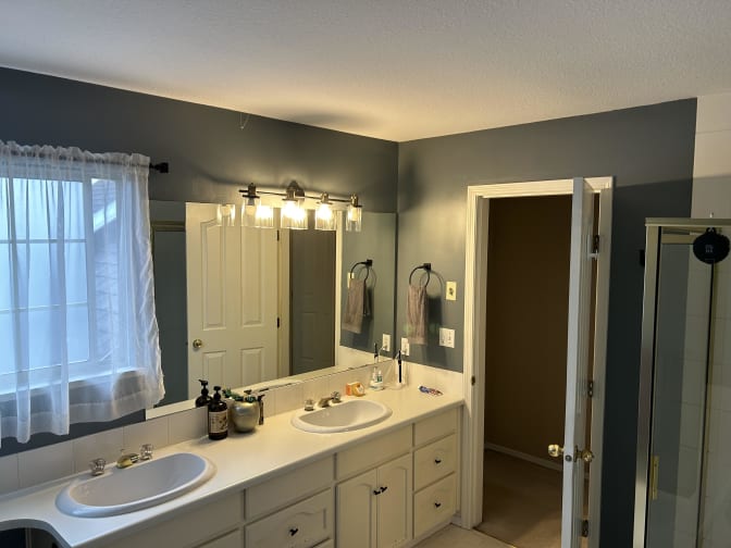 Franceska Grantzidis's room