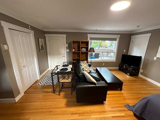 Andrew Miloglav's room