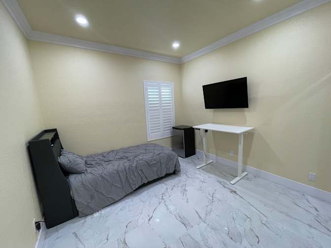 Photo of Leon's room