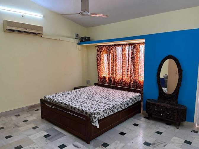 Photo of Jenvick Daniel's room