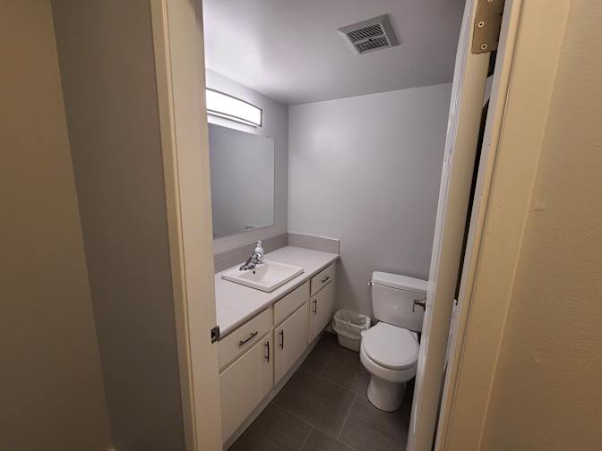 Photo of Jules's room